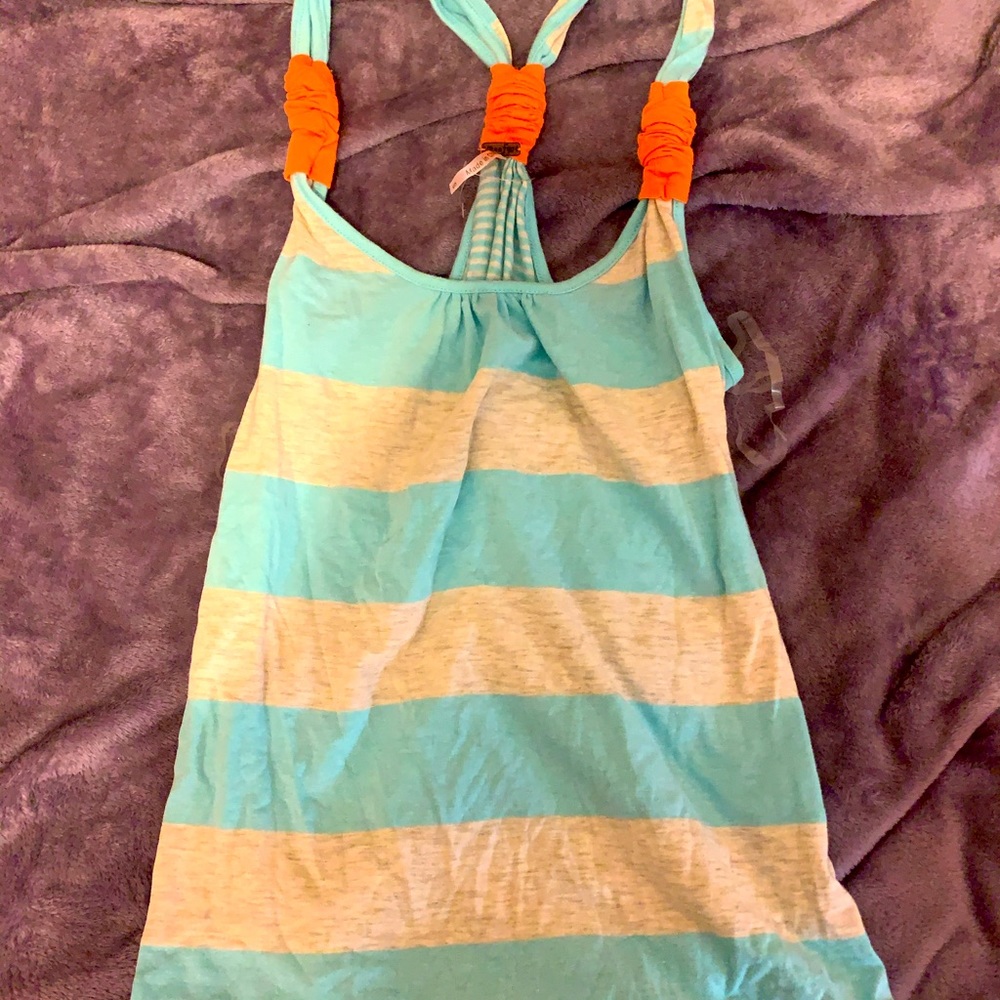 Striped tank-New w/o tag🏷